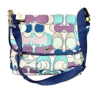 COACH F18840 KYRA DAISY SCARF PRINT SIGNATURE LOGO MESSENGER MSRP $258